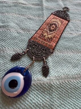 Lucky eye wall decor